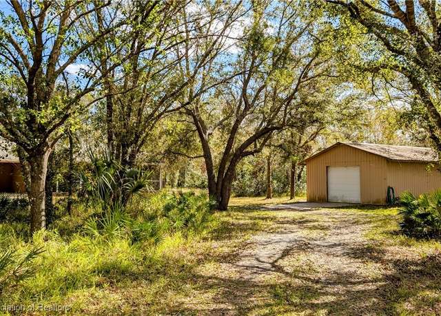 Property at 7401 Roberts Rd, Ona, FL 33865, 3 beds, 2.5 baths