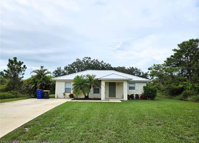 Property at 501 Briar Rd, Lake Placid, FL 33852, 3 beds, 2 baths