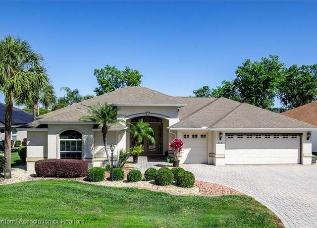 Property at 3115 Oakmont Dr, Avon Park, FL 33825, 2 beds, 2.5 baths