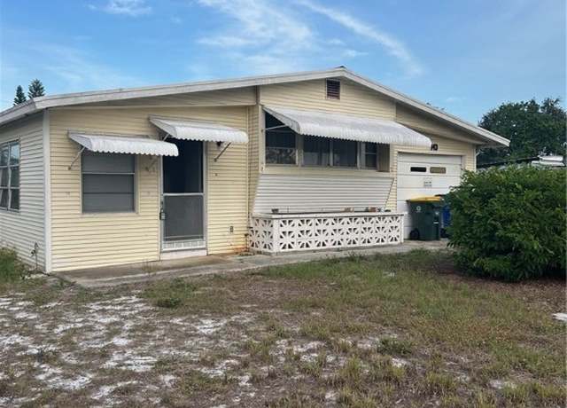 Property at 143 Highlands Dr, Lake Placid, FL 33852, 2 beds, 1.5 baths