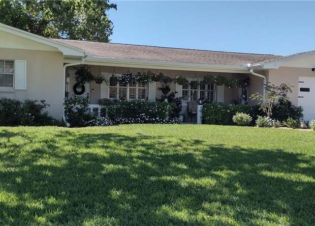 Property at 2641 Kingswood Dr, Sebring, FL 33870, 3 beds, 2 baths