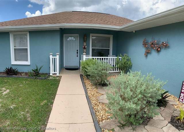 Property at 2010 W Royalton Rd, Avon Park, FL 33825, 3 beds, 2 baths