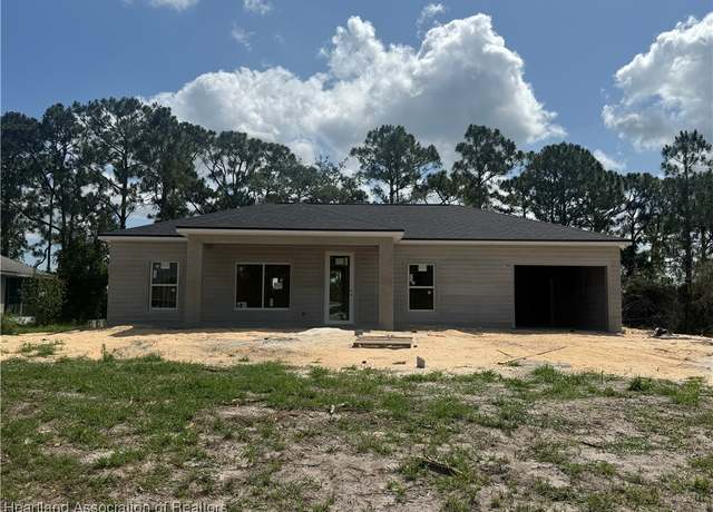 Property at 1408 Washington Blvd NE, Lake Placid, FL 33852, 3 beds, 2 baths