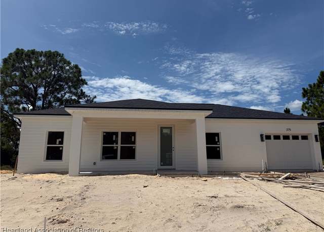 Property at 375 Sunshine Ave, Lake Placid, FL 33852, 3 beds, 2.5 baths