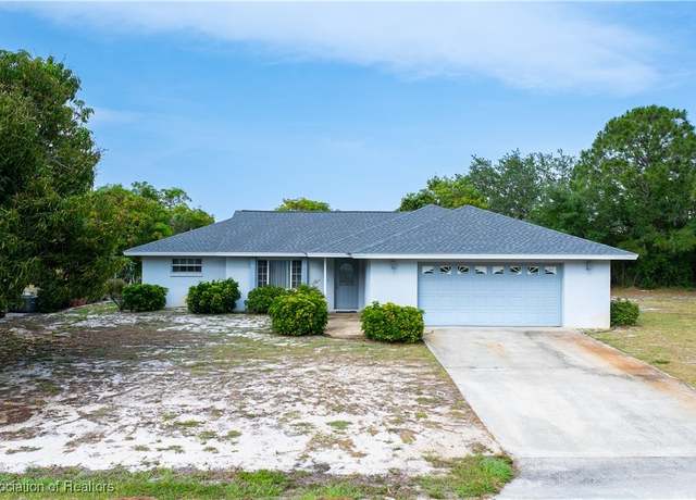 Property at 671 Lake Tina Dr, Lake Placid, FL 33852, 2 beds, 2 baths