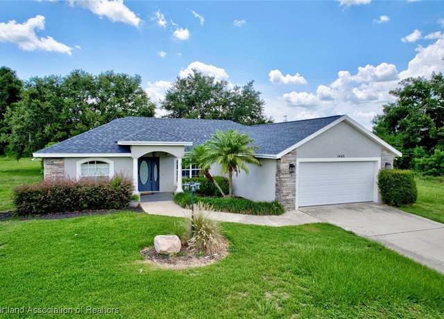 Property at 1465 Berwin Ave, Avon Park, FL 33825, 3 beds, 2 baths