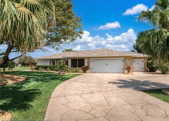 Property at 1904 Mulligan Rd, Sebring, FL 33872, 2 beds, 2 baths