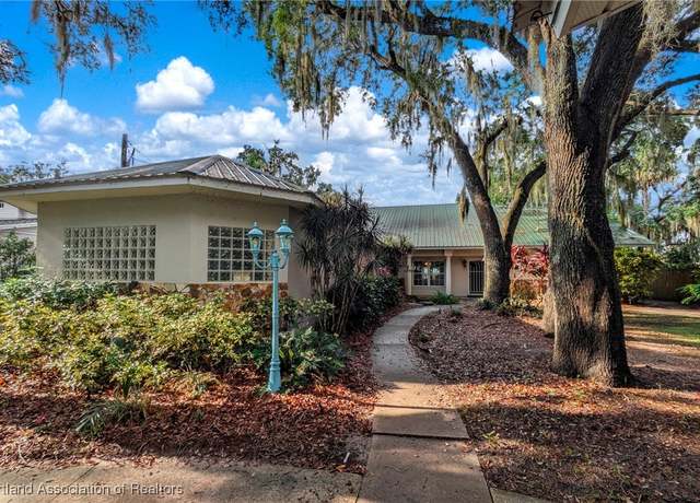 Property at 1630 Sentinel Rd, Sebring, FL 33875, 3 beds, 3 baths