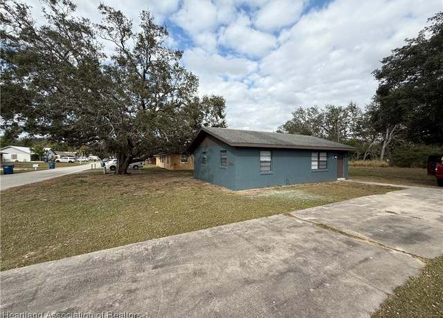 Property at 1912 Wightman Ave, Sebring, FL 33870, 2 beds, 1 bath