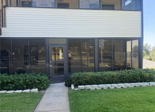 Property at 5 Charlton Dr, Lake Placid, FL 33852, 2 beds, 2 baths