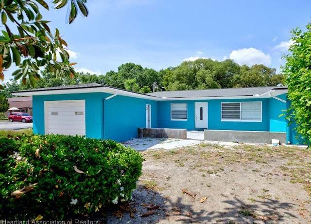 Property at 1803 Marian Dr, Sebring, FL 33870, 5 beds, 2 baths