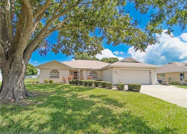 Property at 2234 Pinewood Blvd, Sebring, FL 33870, 3 beds, 2 baths