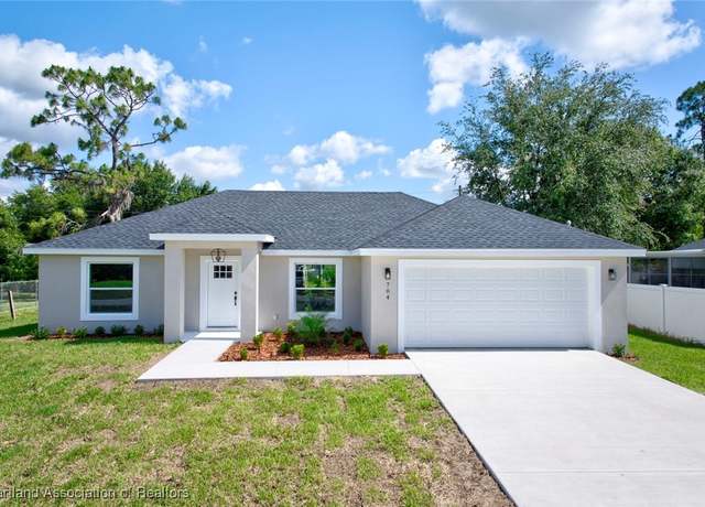 Property at 704 Garland Ave, Sebring, FL 33875, 3 beds, 2 baths