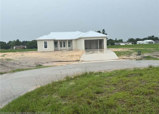 Property at 8300 Granada Rd, Sebring, FL 33876, 3 beds, 2 baths
