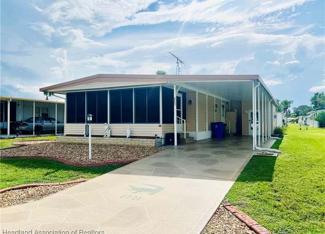 Property at 2721 Roger St, Sebring, FL 33870, 2 beds, 2 baths