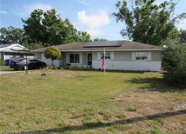 Property at 1579 Buck St, Lake Placid, FL 33852, 3 beds, 2 baths
