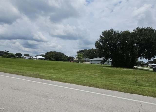 Property at 6816 Parkwood St, Sebring, FL 33876