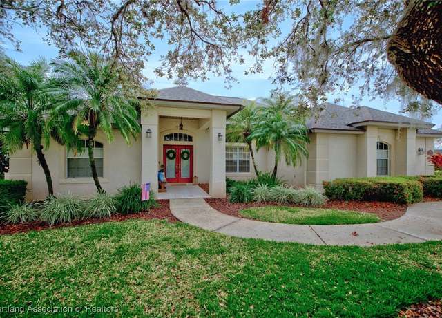 Property at 2607 Island Dr, Sebring, FL 33872, 3 beds, 2 baths
