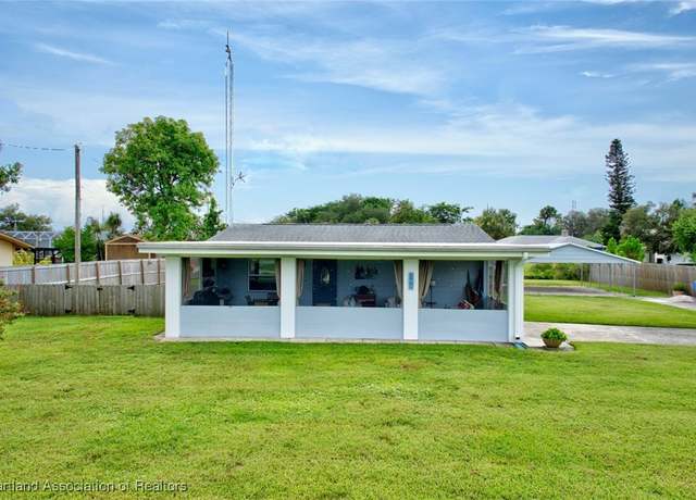 Property at 108 Lake Huntley Dr, Lake Placid, FL 33852, 2 beds, 1 bath