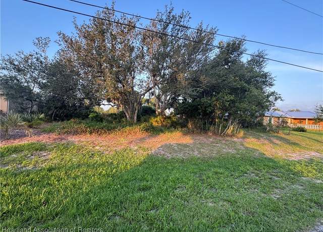 Property at 2015 Clam Dr, Sebring, FL 33870