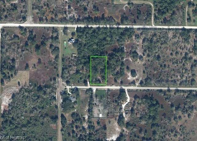 Property at 2910 W Matte Rd, Avon Park, FL 33825