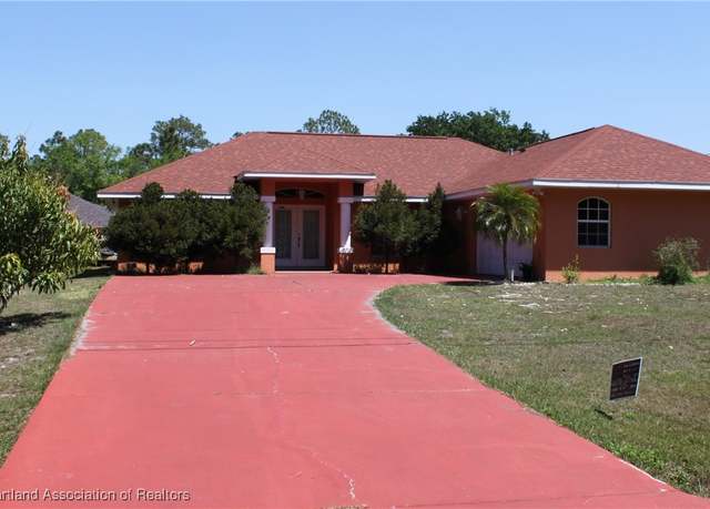 Property at 5118 Lake Blvd, Sebring, FL 33875, 3 beds, 2 baths