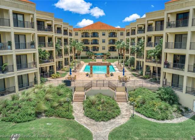 Property at 2351 Lakeview Dr #403, Sebring, FL 33870, 3 beds, 2 baths