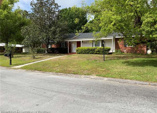 Property at 1070 Knollwood Cir, Wauchula, FL 33873, 3 beds, 2 baths