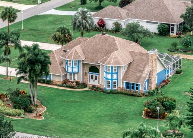 Property at 32 Meadowlake Cir N, Lake Placid, FL 33852, 5 beds, 4 baths