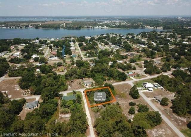 Property at 216 Silver Ct, Lake Placid, FL 33852