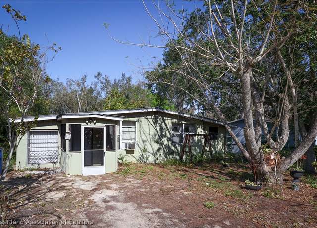 Property at 1531 Rainbow Ave, Sebring, FL 33870, 3 beds, 1 bath