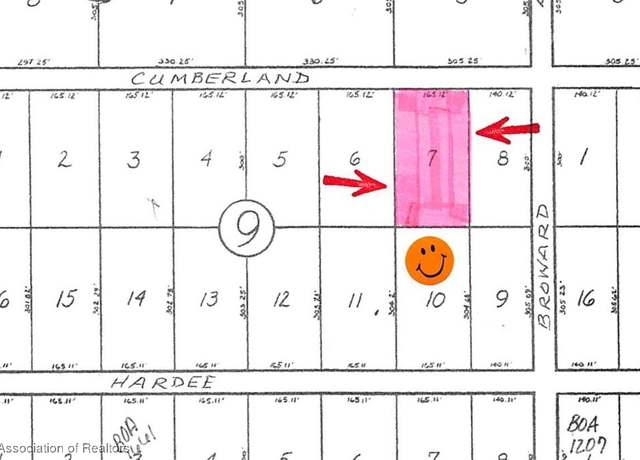 Property at 125 Cumberland St, Lake Placid, FL 33852