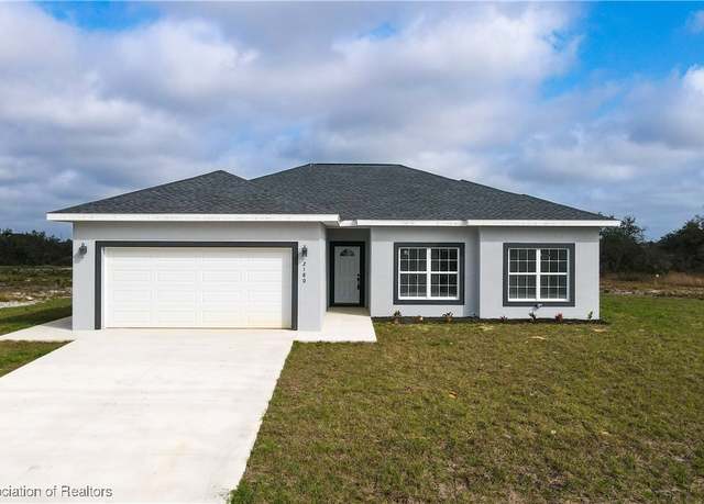 Property at 2180 W Shula Rd, Avon Park, FL 33825, 3 beds, 2 baths