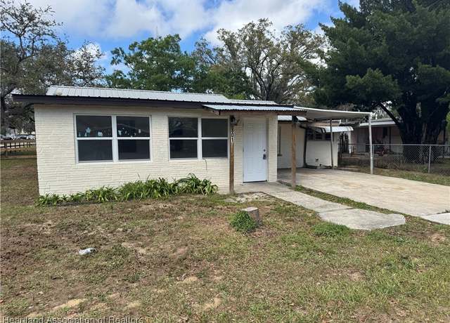 Property at 801 N Anoka Ave, Avon Park, FL 33825, 3 beds, 2 baths