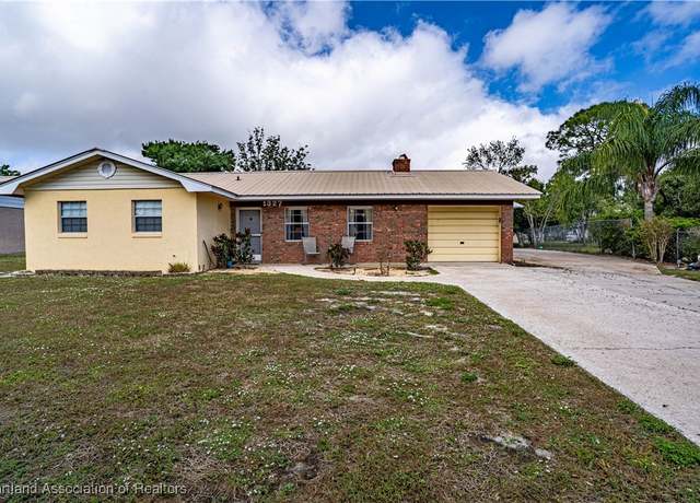 Property at 1327 Deer Ct, Sebring, FL 33872, 3 beds, 2 baths
