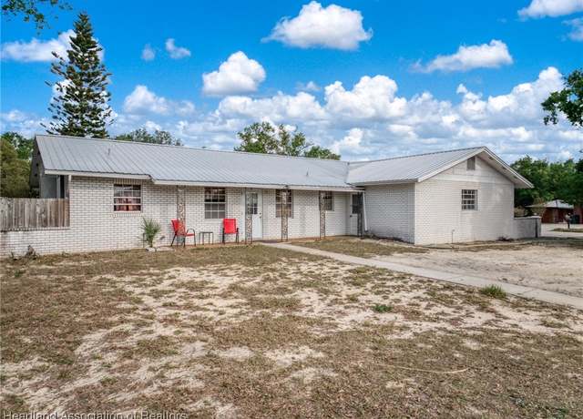Property at 11 S Lantana Ave, Avon Park, FL 33825, 4 beds, 2 baths