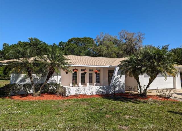 Property at 6217 Sherman Ter, Sebring, FL 33876, 4 beds, 2 baths
