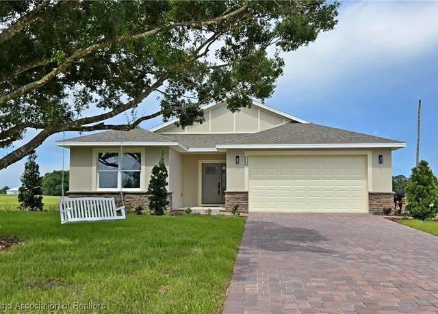 Property at 7190 Golf Dr, Sebring, FL 33876, 3 beds, 2 baths