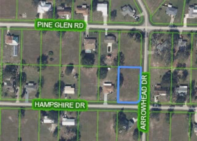 Property at 8317 Hampshire Dr, Sebring, FL 33876