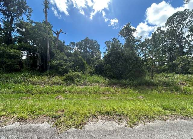 Property at 4410 Gerona Ave, Sebring, FL 33872