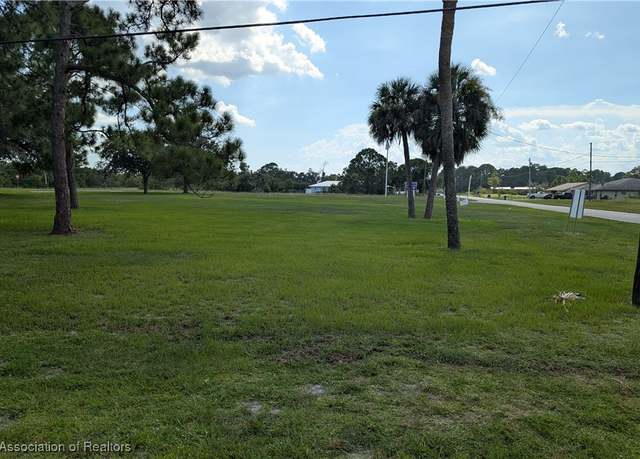 Property at 425 Kemper Ave, Lake Placid, FL 33852
