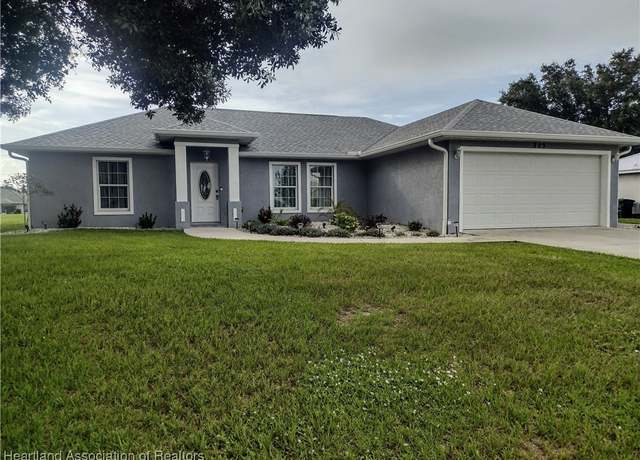 Property at 809 Woodside Pl, Sebring, FL 33876, 3 beds, 2 baths