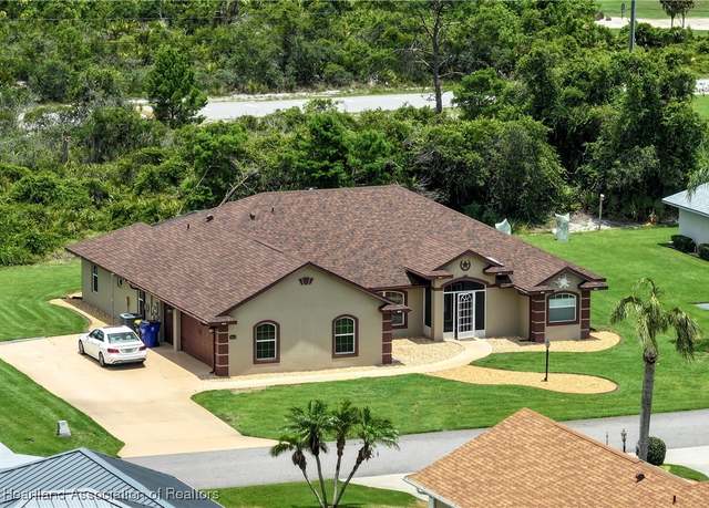 Property at 4650 Pebble Dr, Sebring, FL 33872, 3 beds, 2 baths