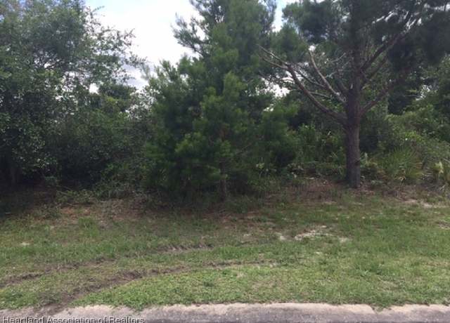 Property at 6347 Columbus Blvd, Sebring, FL 33872