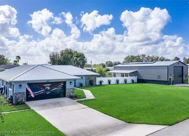 Property at 127 Citrus Rd NE, Lake Placid, FL 33852, 3 beds, 2 baths