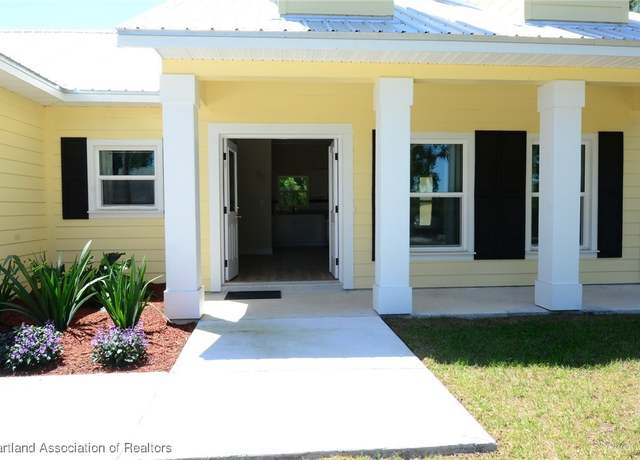 Property at 1510 Spring Ln, Lake Placid, FL 33852, 3 beds, 2 baths