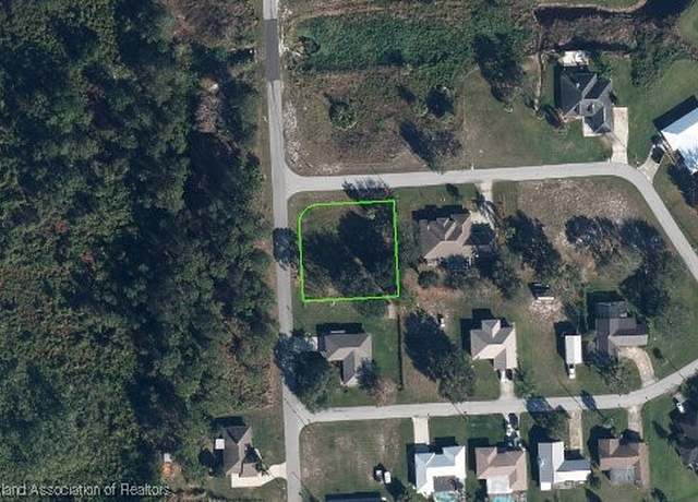 Property at 101 Gates Ave, Lake Placid, FL 33852