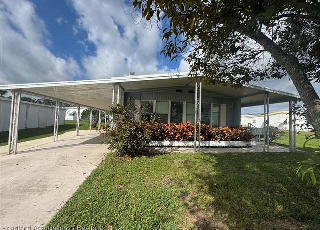 Property at 2202 Bahama Rd W, Sebring, FL 33870, 2 beds, 2 baths