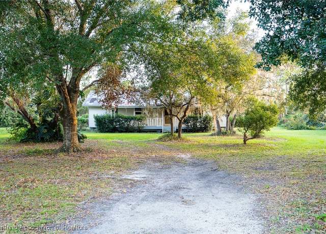 Property at 2103 Flower Ter, Sebring, FL 33875, 2 beds, 2 baths