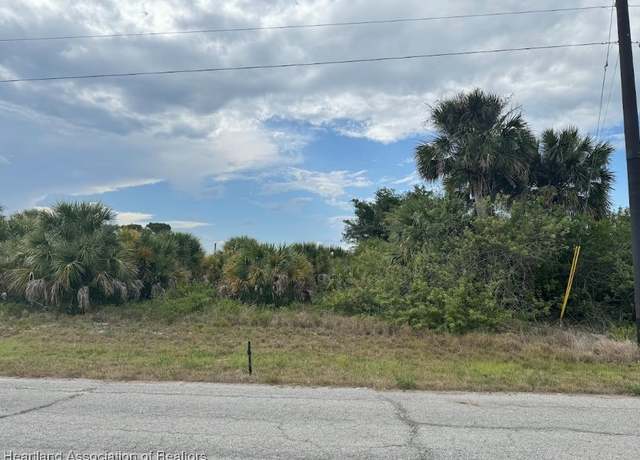 Property at 320 Kansas Ter, La Belle, FL 33935